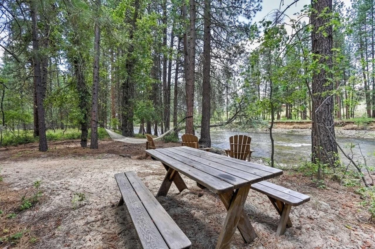 Riverside Winthrop Chalet With Hot Tub And 2 Decks! Buitenkant foto